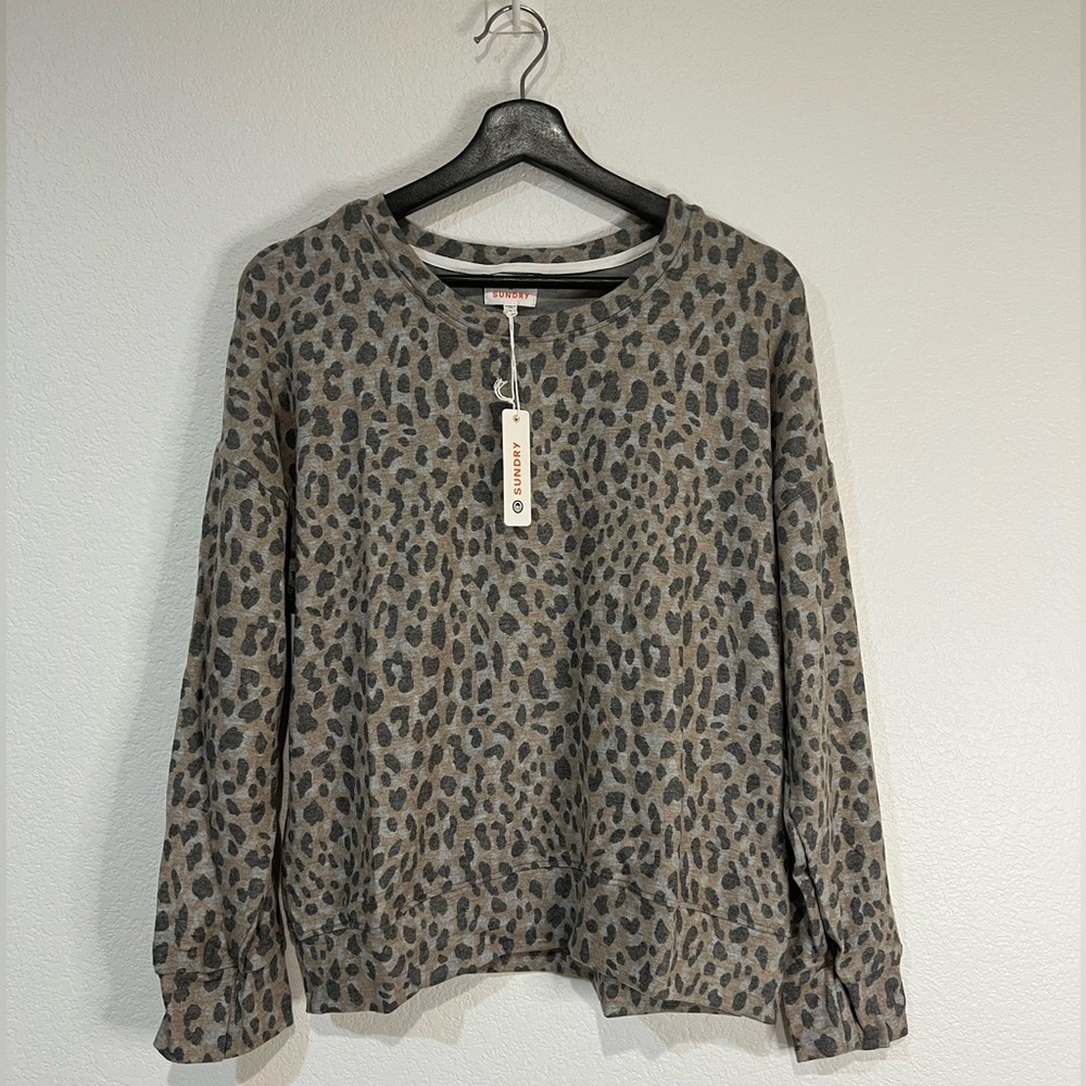 Anthropologie Sundry Leopard Print Drapey Sweater 1 Gray Pullover Crew‎ Neck S